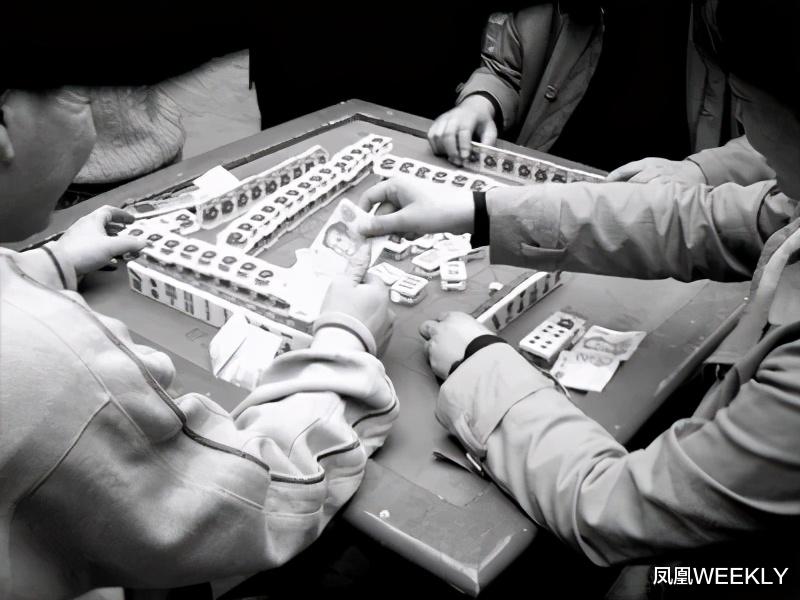 凤凰WEEKLY 5年4次离婚被拒，中国人离婚到底有多难？