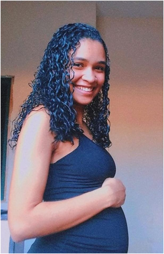 睹图 怀孕8个月的21岁准妈妈被发现死在浴缸里，腹部被切开胎儿不见了