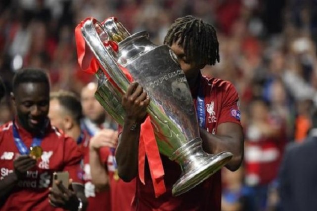 利物浦|多年以后，江湖上仍會流傳關(guān)于“錦鯉”的傳說！