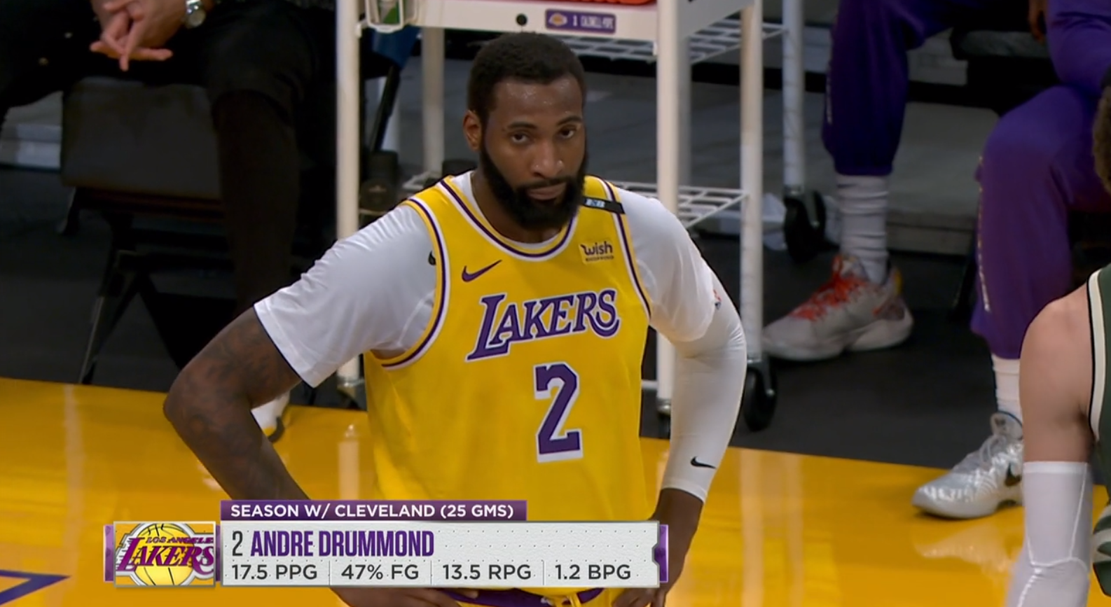 库兹马|单节30分！庄神即插即用，库兹马扛起球队，马修斯外线弹无虚发！