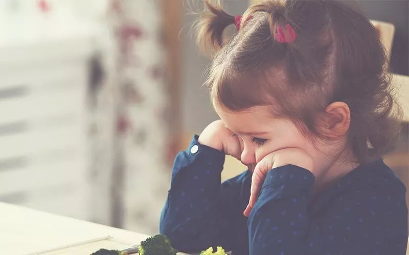 陈老实YOLO|来自原生家庭的3种“伤”,看似平常,但有人用尽一生都未曾治愈