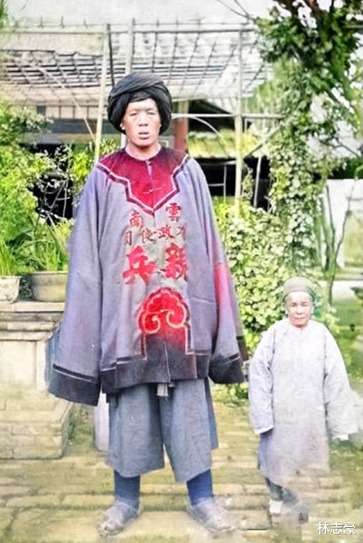 慈禧太后|清末老照片！辛酸的童养媳，被凌迟的女犯人，图9慈禧竟然会笑！