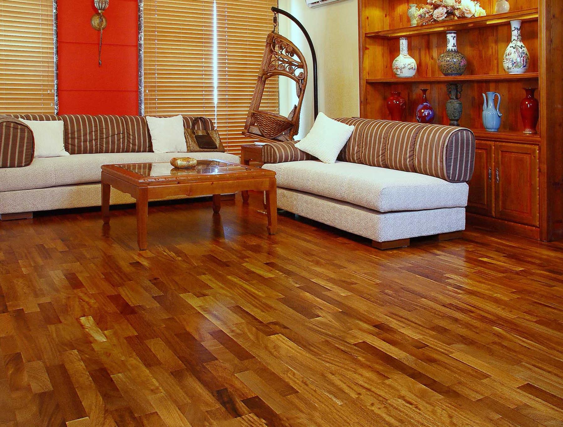 实木地板和木纹砖哪个好？为什么？怎么选择？