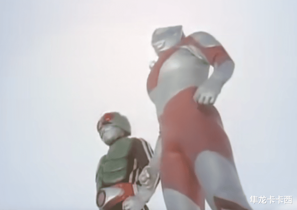 圆谷|白仓笑谈成为黑历史的奥特曼VS假面骑士企划 圆谷直接送上闭门羹