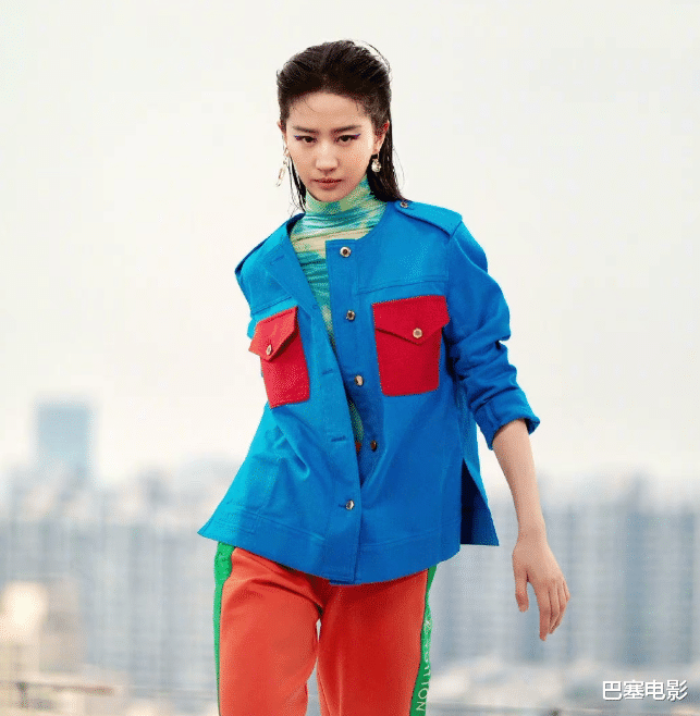 街拍|明星街拍丑态百出：尹正像大妈，陈志朋乡土风，吴宣仪一言难尽