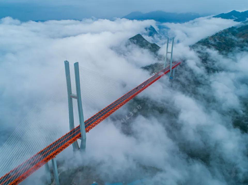 印度修瞭近20年的全球最高橋終於有完工跡象瞭，莫迪自以為豪-圖7