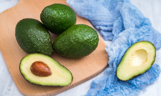 人体百科 女子1年3次脑梗，瘫痪在床不能自理，医生：“1素”早点戒该多好