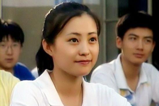 俞飞鸿|42岁郝蕾怼影评人不懂表演! 曾拍出格戏和邓超分手还遭禁, 十年离两次她不简单!