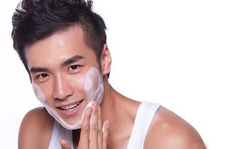 洗面奶|什么牌子洗面奶控油效果好 男士补水控油洗面奶推荐