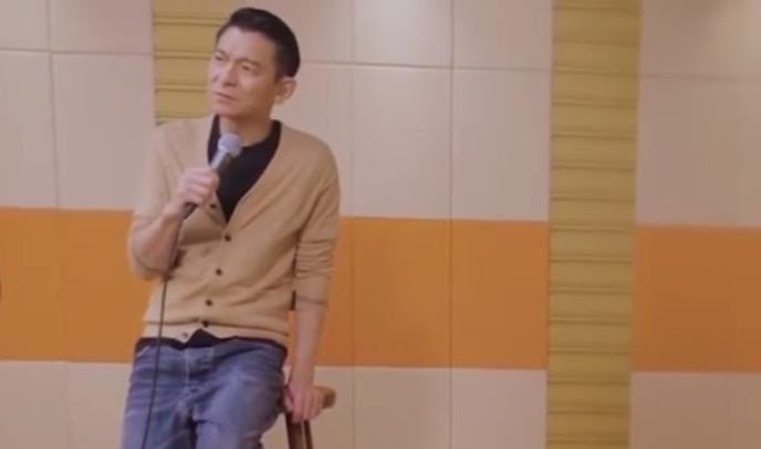 上海市|刘德华奔六状态好！“迷妹”贾玲送祝福，昔日可爱“合照”惹人羡