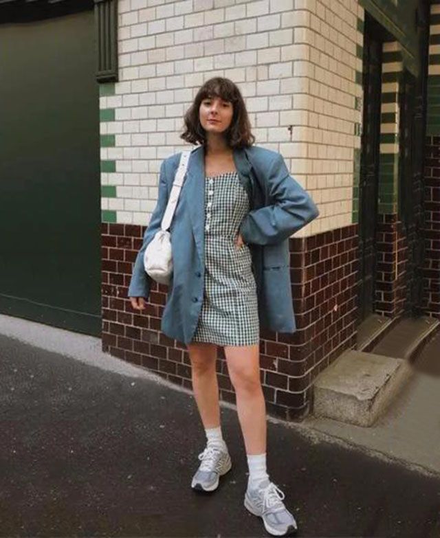 宝贝你别闹 今年秋天的西装外套火了，不仅简单又好穿搭，利落干练还显气质