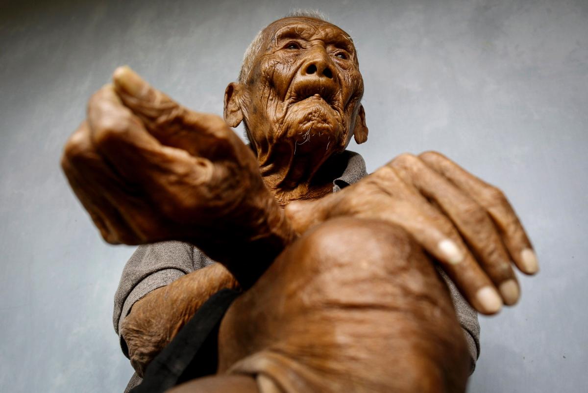 印尼146岁的老人说道:孤独是最难承受的痛苦,他并不畏惧死亡