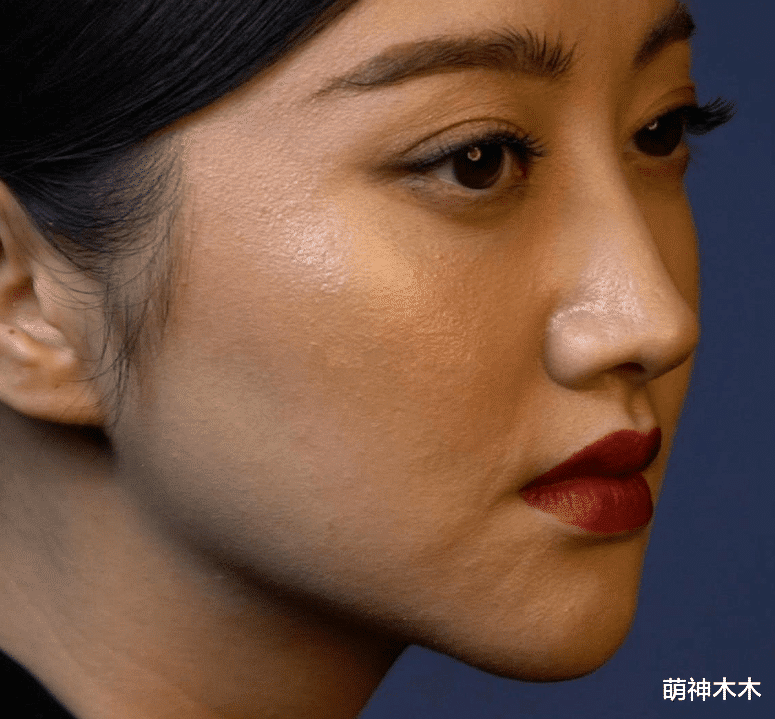 迪丽热巴|真实！明星大量未修图曝光，热巴毛孔闭口一堆，杨幂皮肤松垮