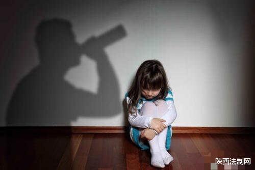 广东一70岁老汉猥亵6岁留守小女孩，被捕后拒绝承认，称是为孩子涂药膏