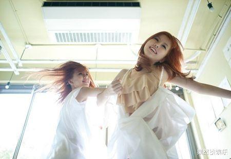 By2|by2本可以大红大紫，无奈被妹妹一手“作”没了，真是可惜了姐姐