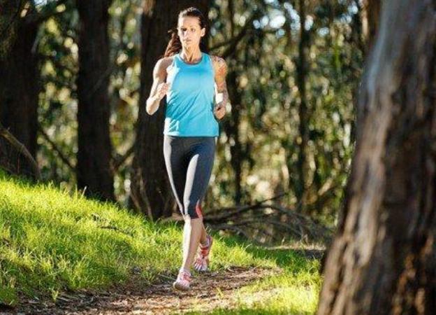 燃脂|减肥期间，晨跑和夜跑，哪一个燃脂效果会更好？别再搞错了