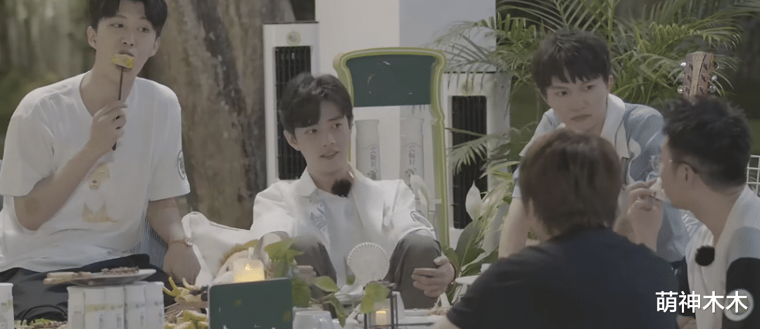 肖战|肖战《青游记》片段曝光，节目中疑遭刁难冷待，唯有贾玲对他友好