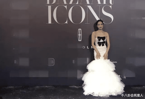 宋茜|紧身礼服太折磨女星了!肥肉现原形、还被勒到进医院,好笑又心酸