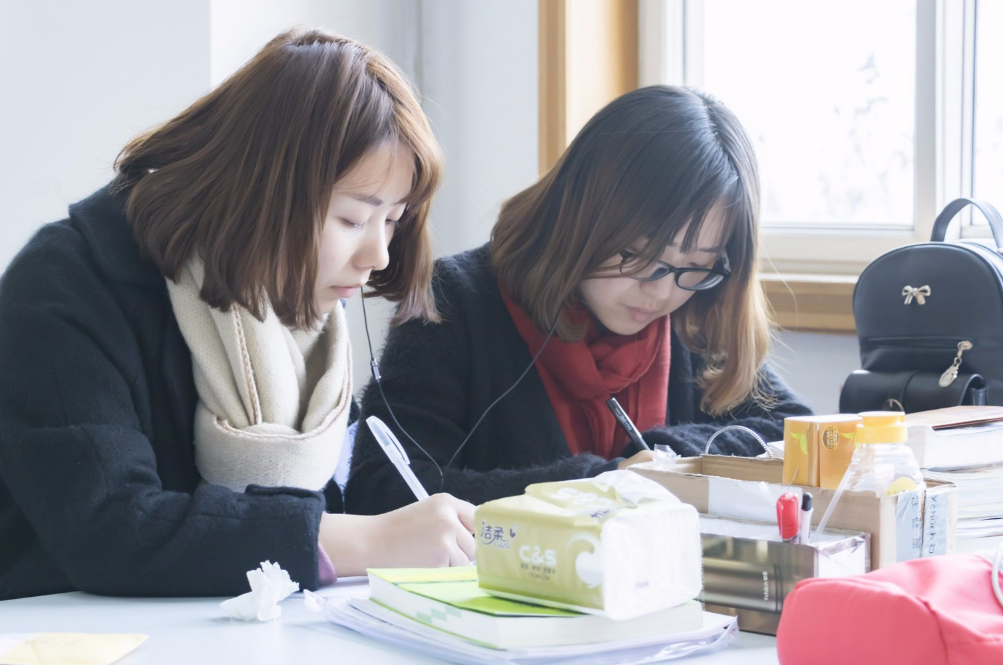 Ainee妈咪|2022考研将出现新规定，英语四级成为“拦路虎”？考研更难了