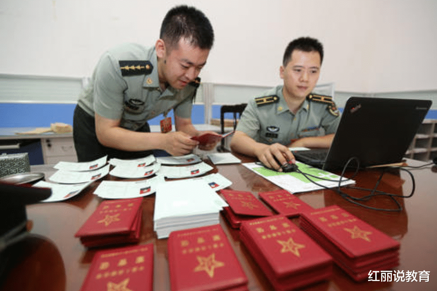 招聘|2021“铁饭碗”陆续开始招人,薪资高还有编制,“一口气”干到退休