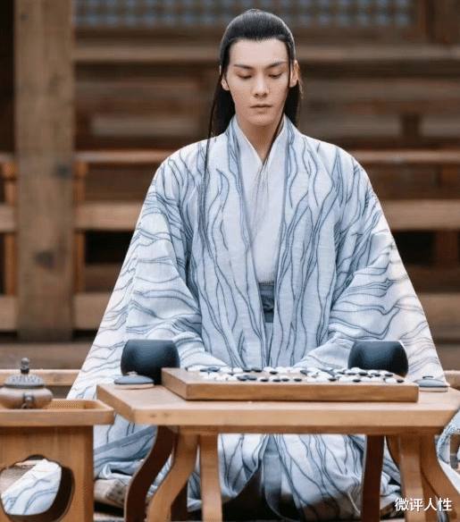 杨幂|7天6亿，男女主被喷得“体无完肤”，这部网剧凭啥还这么豪横？