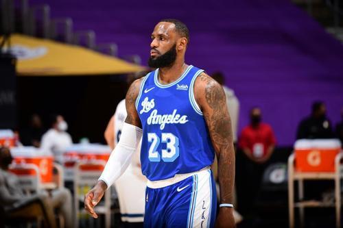 勒布朗·詹姆斯|詹姆斯十項(xiàng)數(shù)據(jù)進(jìn)入歷史前10，并列歷史第一！