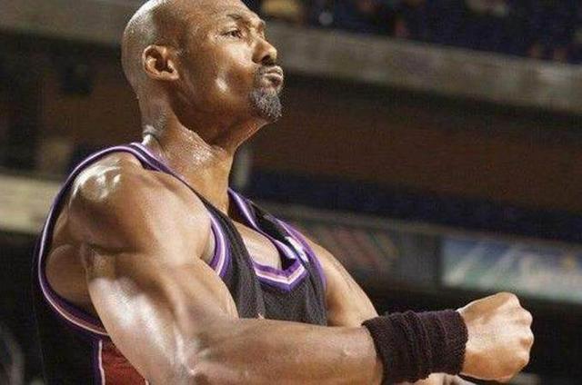 勒布朗·詹姆斯|假如把NBA球员的特长,都结合到一个人身上,能统治联盟吗?