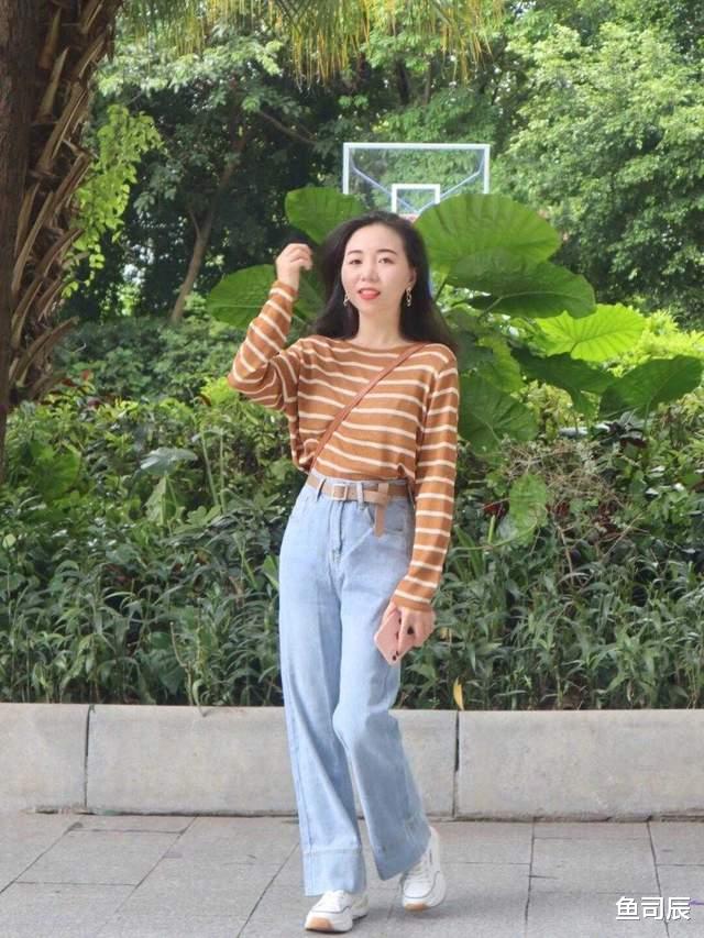 鱼司辰|秋季小个子女生如何变得更美?颜色和款式很重要,颜值真的不关键