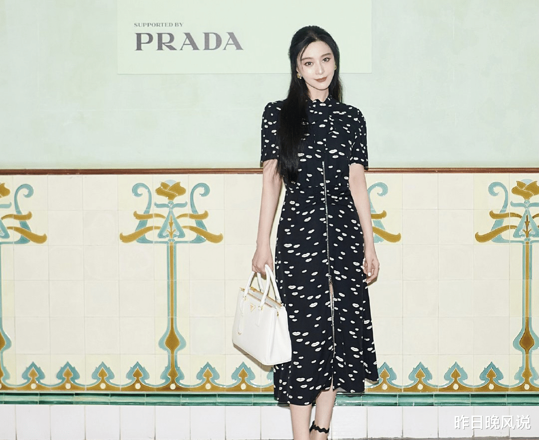 范冰冰|为复出做准备？范冰冰穿唐装高调现身活动，全包眼线妩媚动人