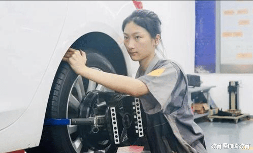 大学生|孩子中考落榜,该去打工还是去职业高中,高中老师一席话引人深思