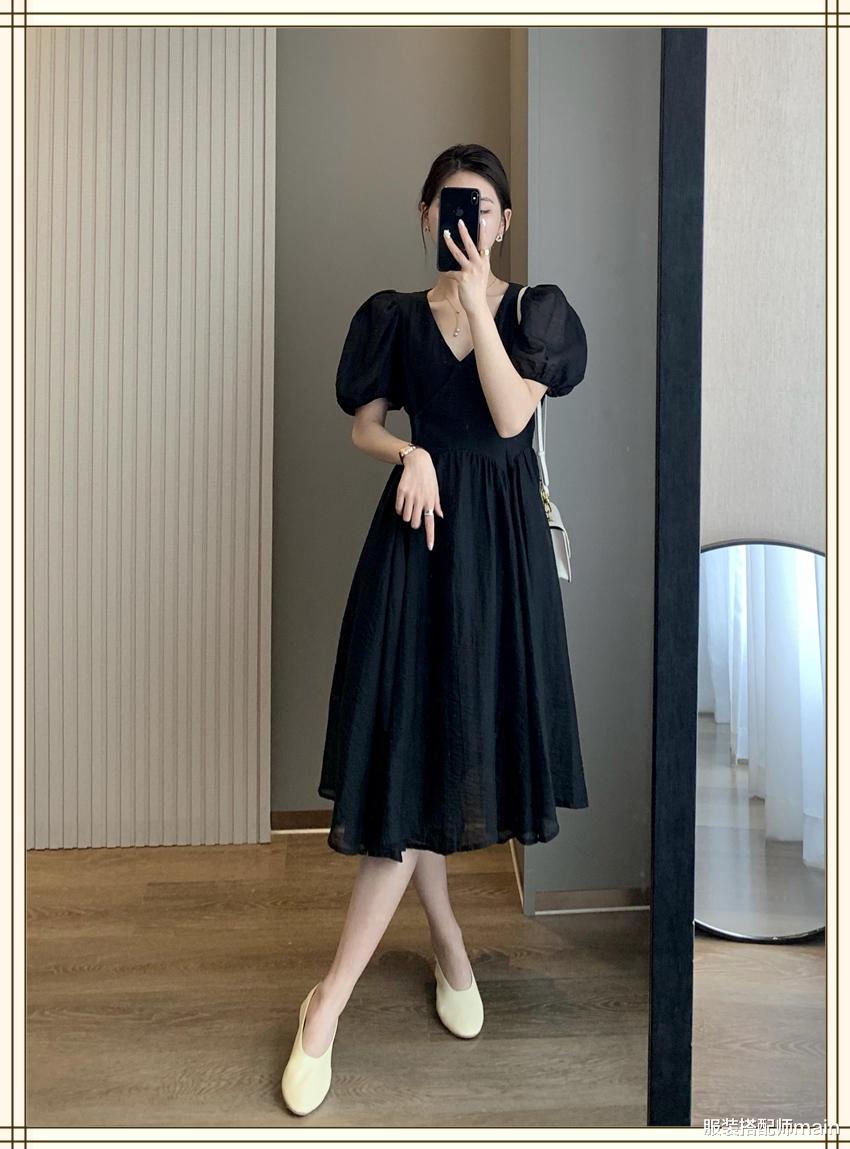 服装搭配师main|微胖女生显瘦必备，最适合夏天的茶歇裙我给你找了6条