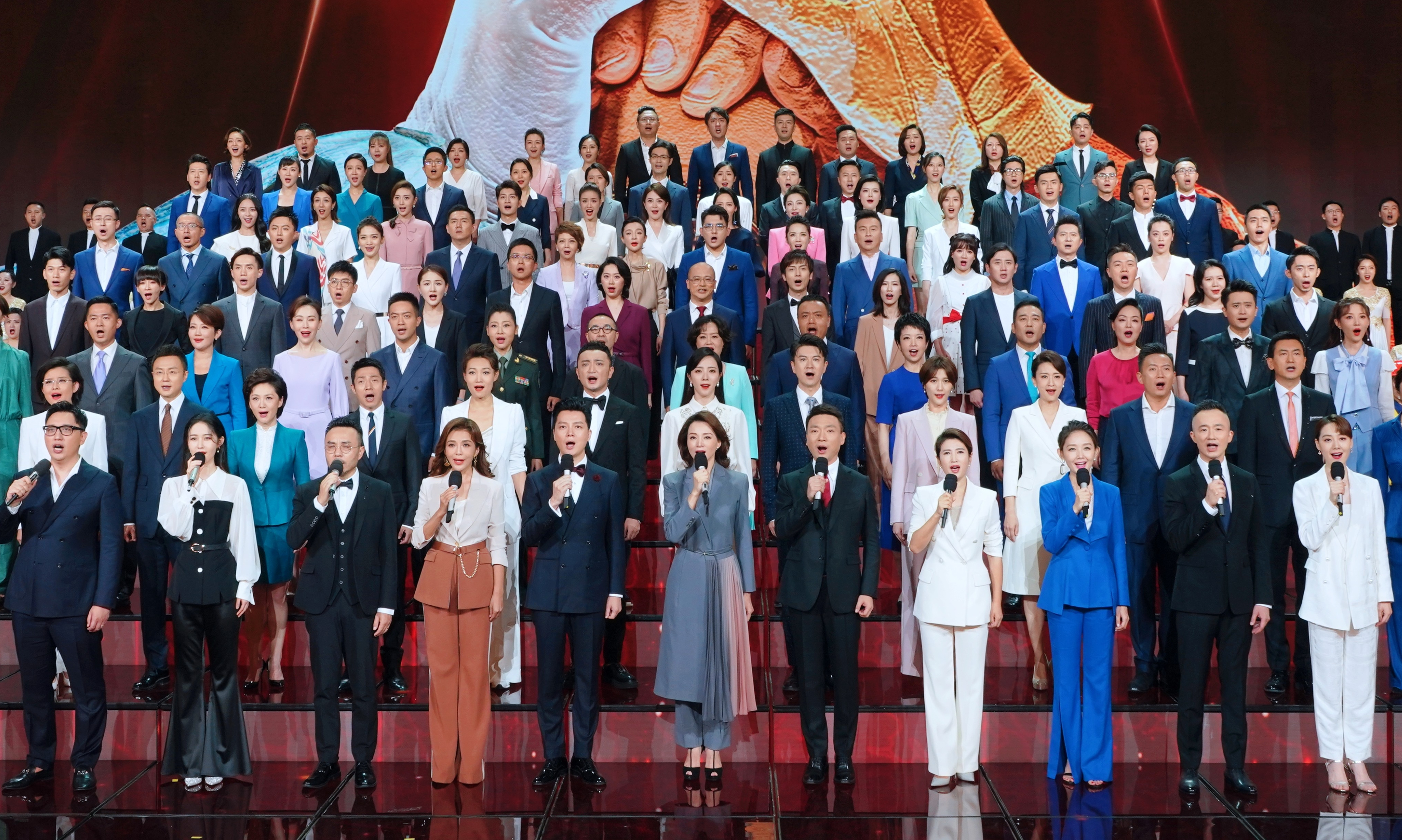 主持人|央视主持人名单完成更新：朱军重新出现，欧阳夏丹没有离开