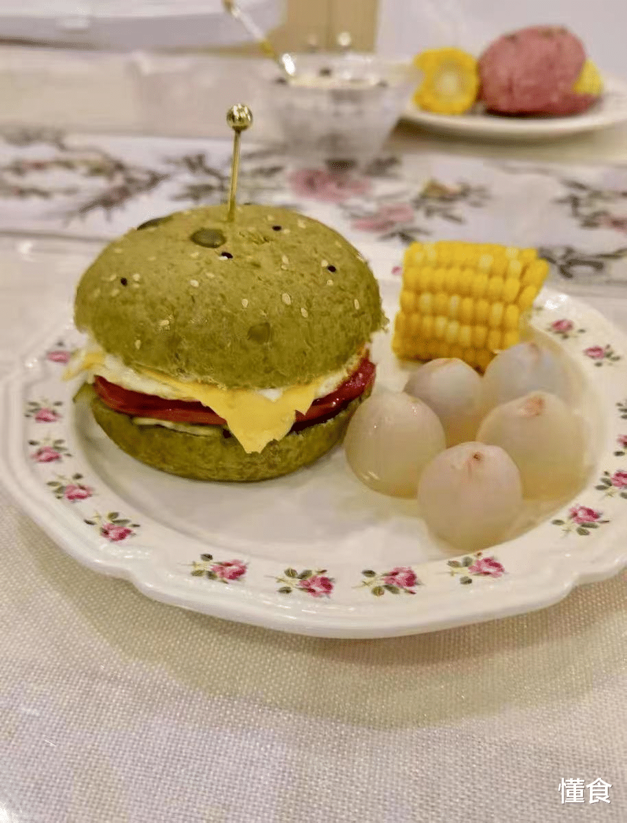 眼妆|夏季减肥正当时，这4款“低脂低卡”零食看一下，既能解馋还不胖
