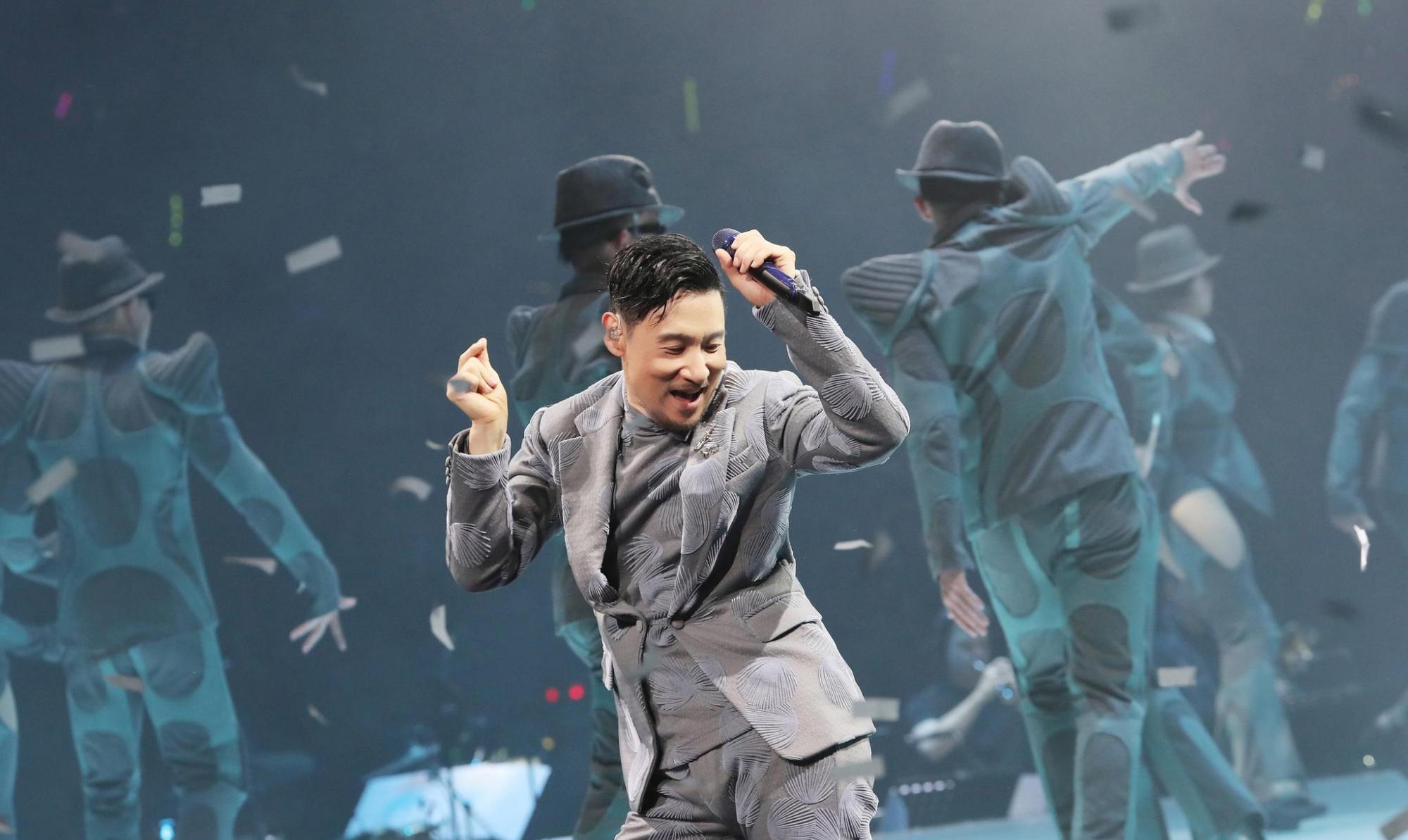 张学友|谁是四大天王的一哥，刘德华和张学友谁是大佬？