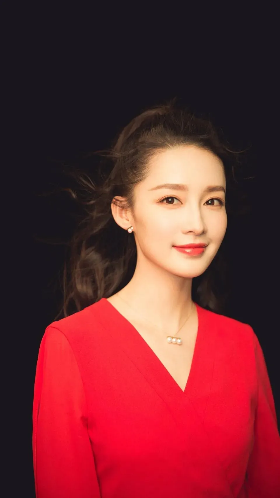 |明星壁纸李沁壁纸