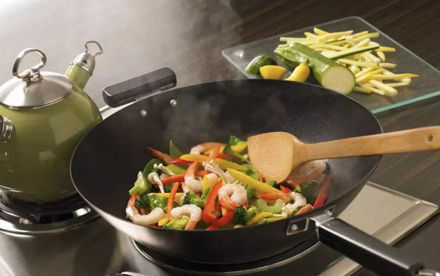 莲花味精 国产味精巨头败了？曾以90%毛利占据43%市场，现却靠生产辣条为生