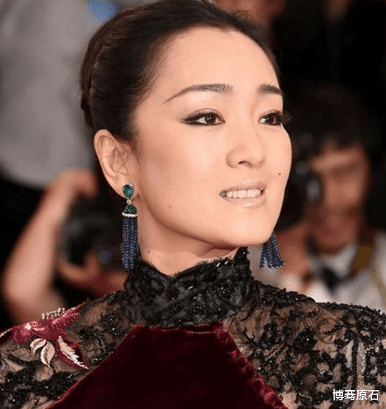 解密古代天珠|巩俐的翡翠色润清透，散发迷人光芒！翡翠如何保养才能越变越亮？