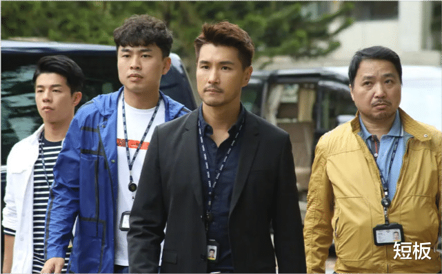 TVB|被TVB耽误的男神，苦熬20年终于上位，43岁有一个抹不去的“痛”