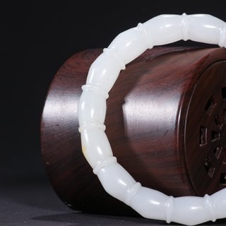 |旧藏-和田白玉籽料「节节高升」手镯