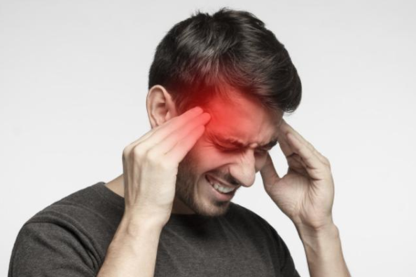 脑梗|男子胆固醇6点8，脑梗离世，医生：吃2种早餐，相当于是在喝油