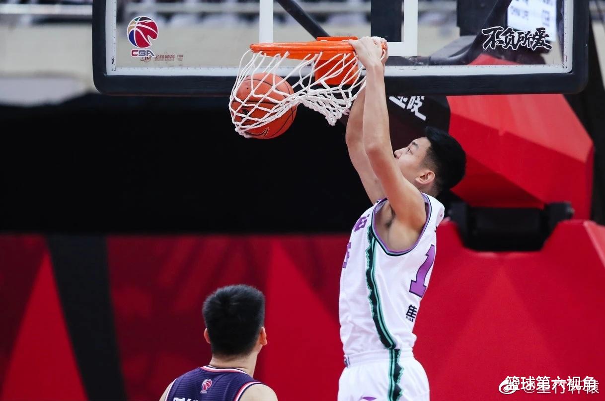 山東男籃|續約留隊！2米06全能前鋒獲鞏曉彬認可，不會交易到遼寧