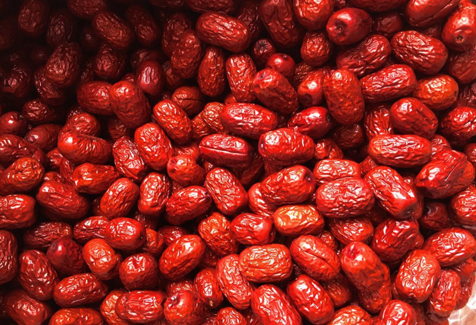 父母育儿观|逼近预产期的最后一个月，就别再吃这三种食物，会“刺激”到胎儿