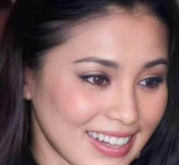 苏提达|33岁苏提达也曾颜值出众，披肩长发靓丽吸睛，东方面孔优雅端庄