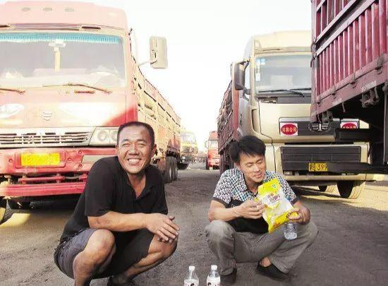 工人|2大行业出现“招工难”，月薪2万90后却不愿干，马云一语道破原因