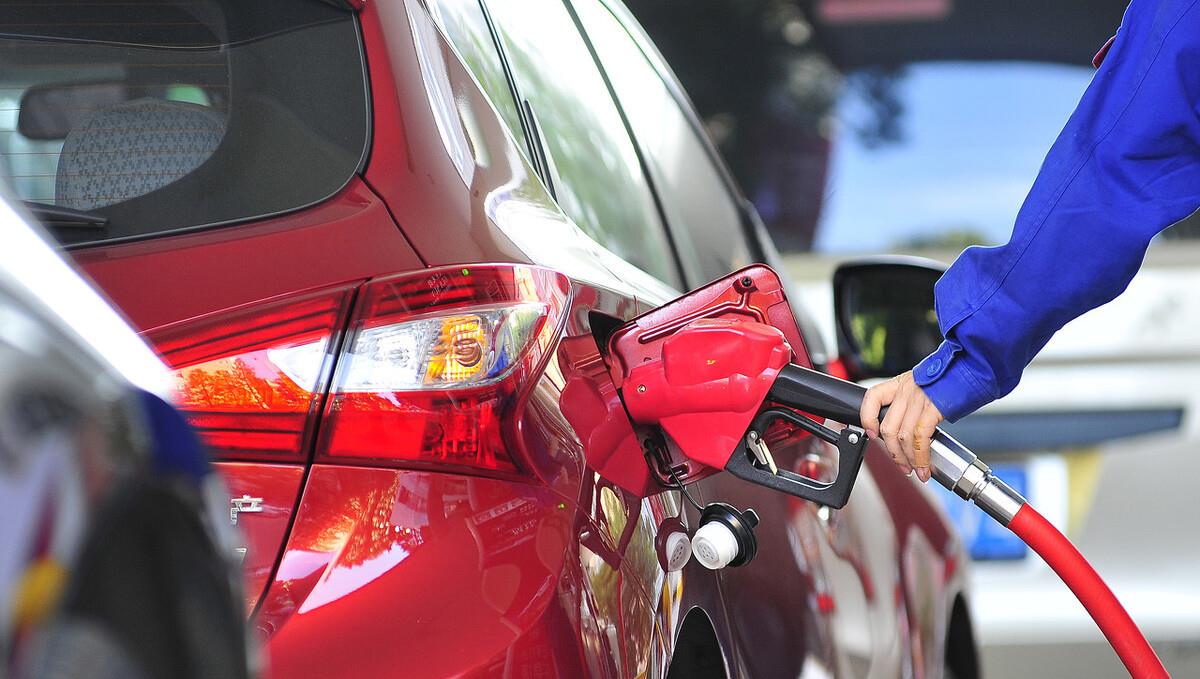 行星秘闻|油价再降20元，持平年内最大跌幅，两天后调整