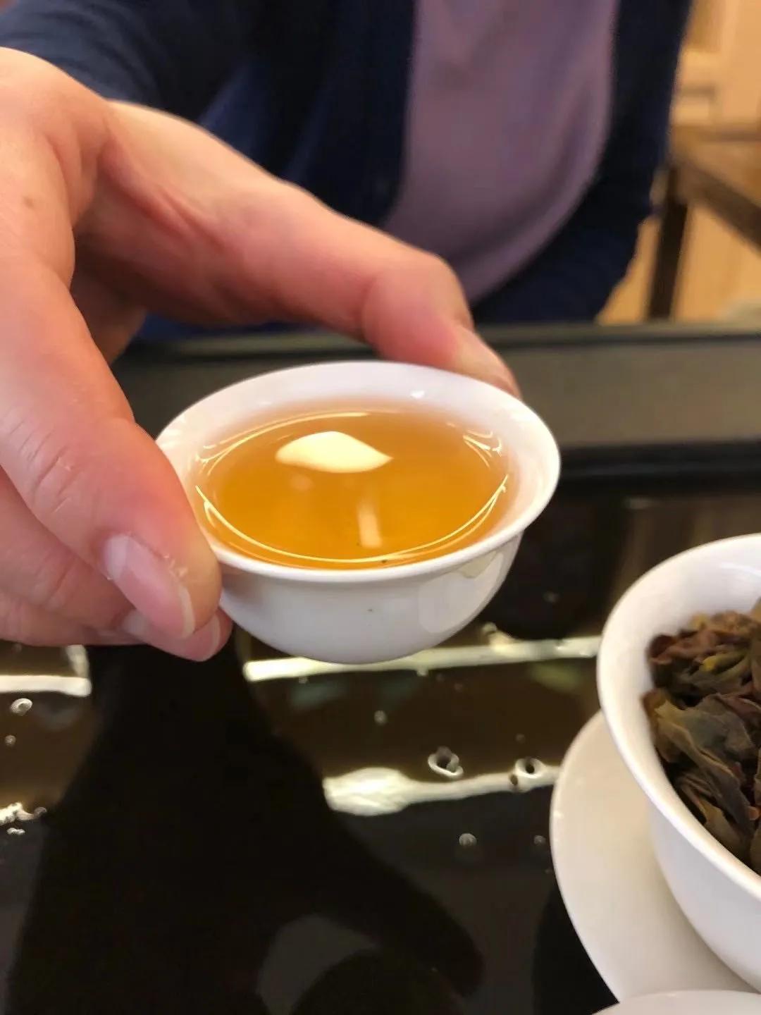 潮人游纪 每一片茶叶的沉浮，都是一种缘定
