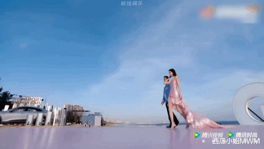 刘雯|何穗好像仙女，刘雯点地成毯 | 年底总结系列