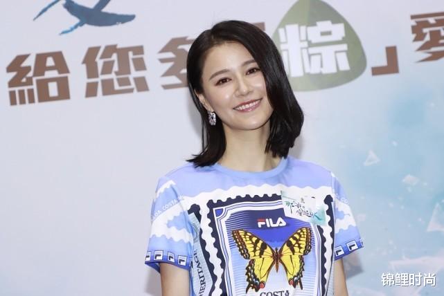 锦鲤时尚|黄翠如真是耐看型演员,39岁还似19岁那么清纯,港女气质好养眼