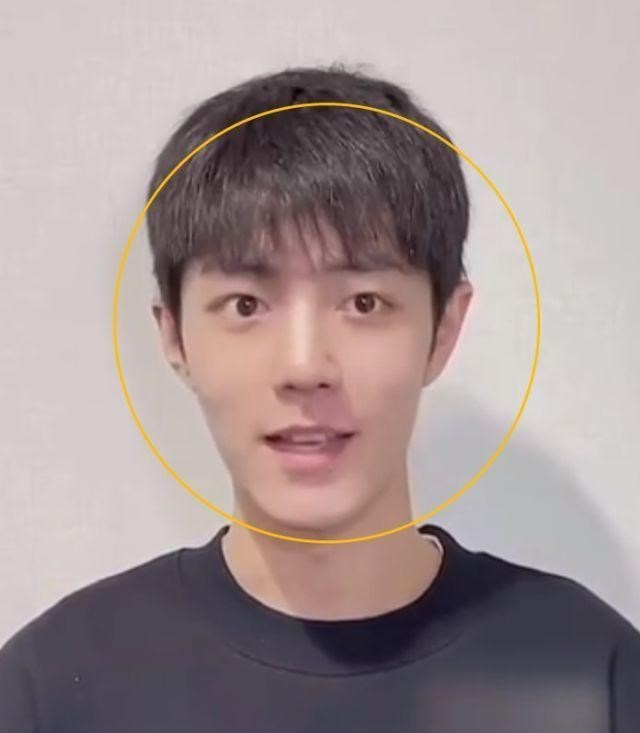 肖战|肖战近照状态太差劲，压力过大疲惫不堪，硬挤微笑让人心疼！