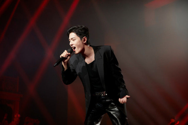 肖战|被屎盆子扣头上，肖战一口气告了四个网友，这事就离谱